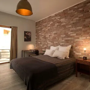 Ivens Apartment
